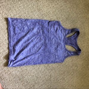 Sz. 4 Run Swift lululemon tank